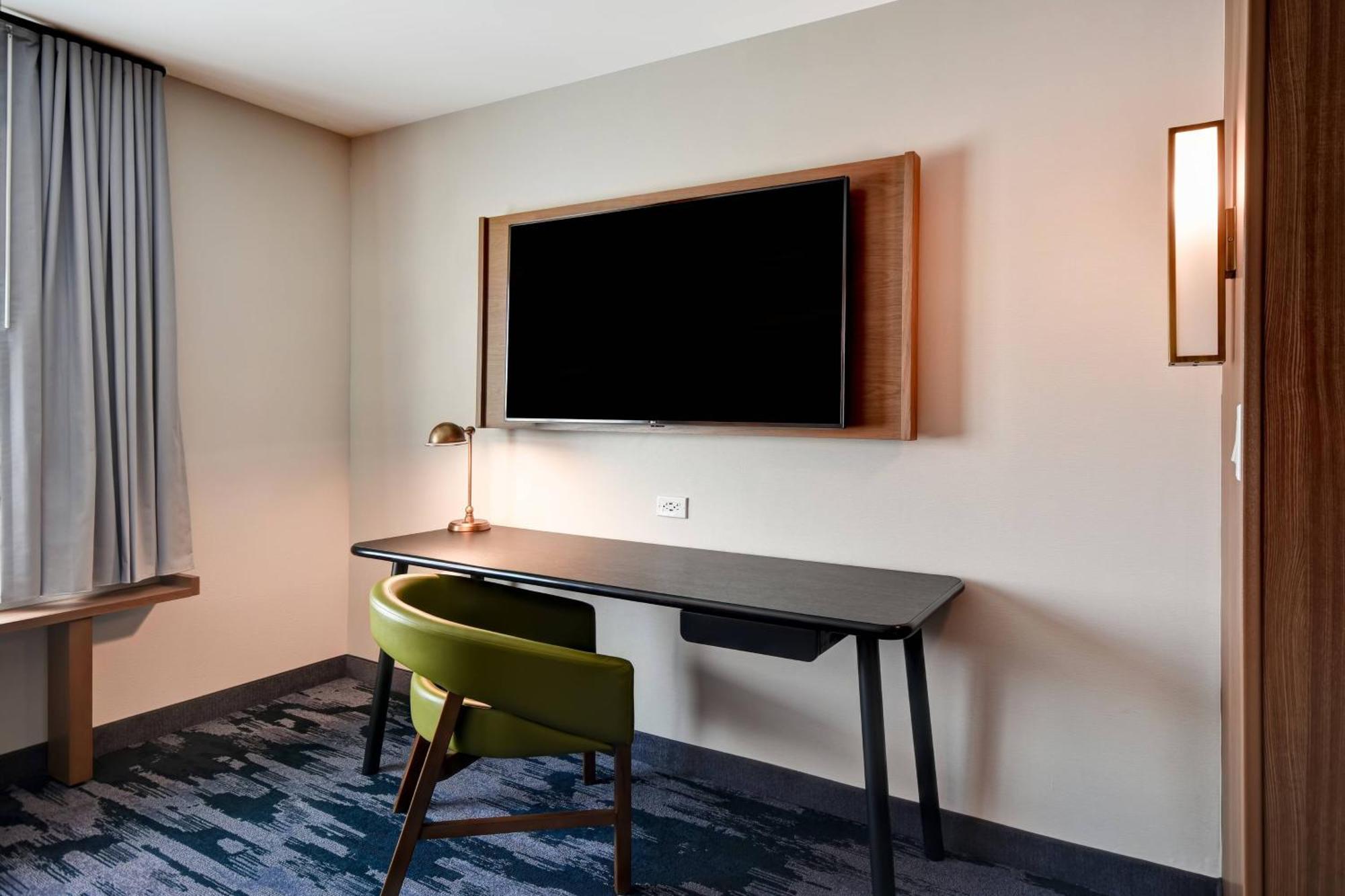 Fairfield Inn & Suites By Marriott Plymouth Ngoại thất bức ảnh